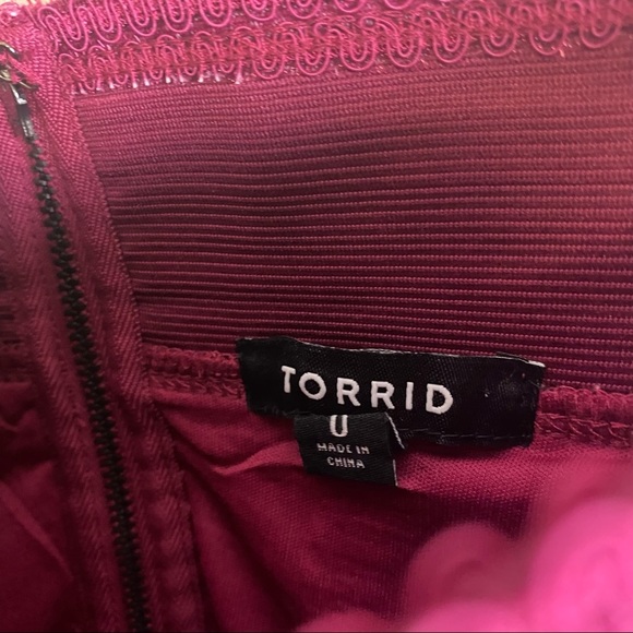 Torrid Striped Sheer Flared Skirt Women's Size 0 (Large) - Picture 8 of 8